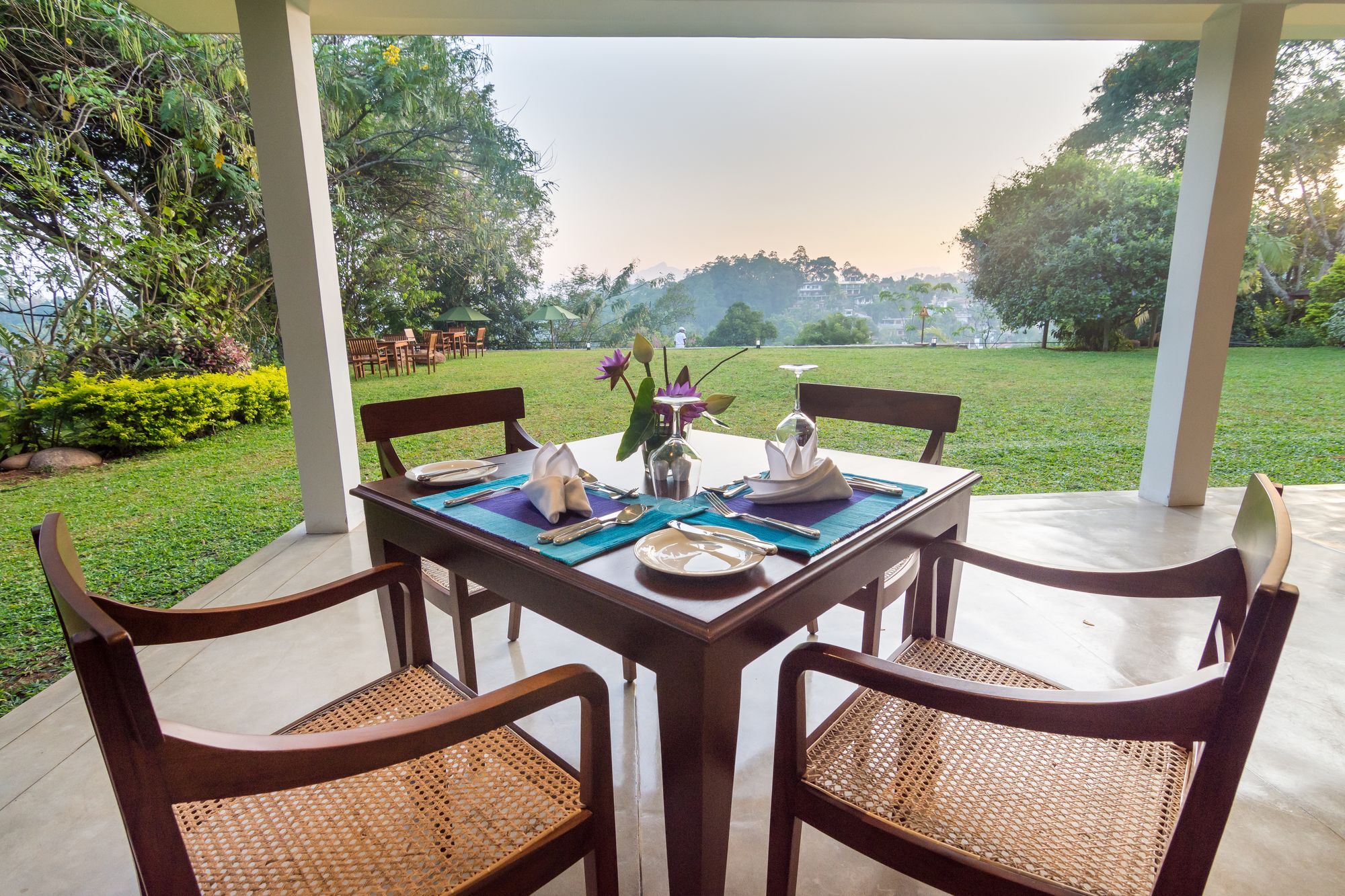 Kings Pavilion Luxury Hotel Kandy Exterior foto